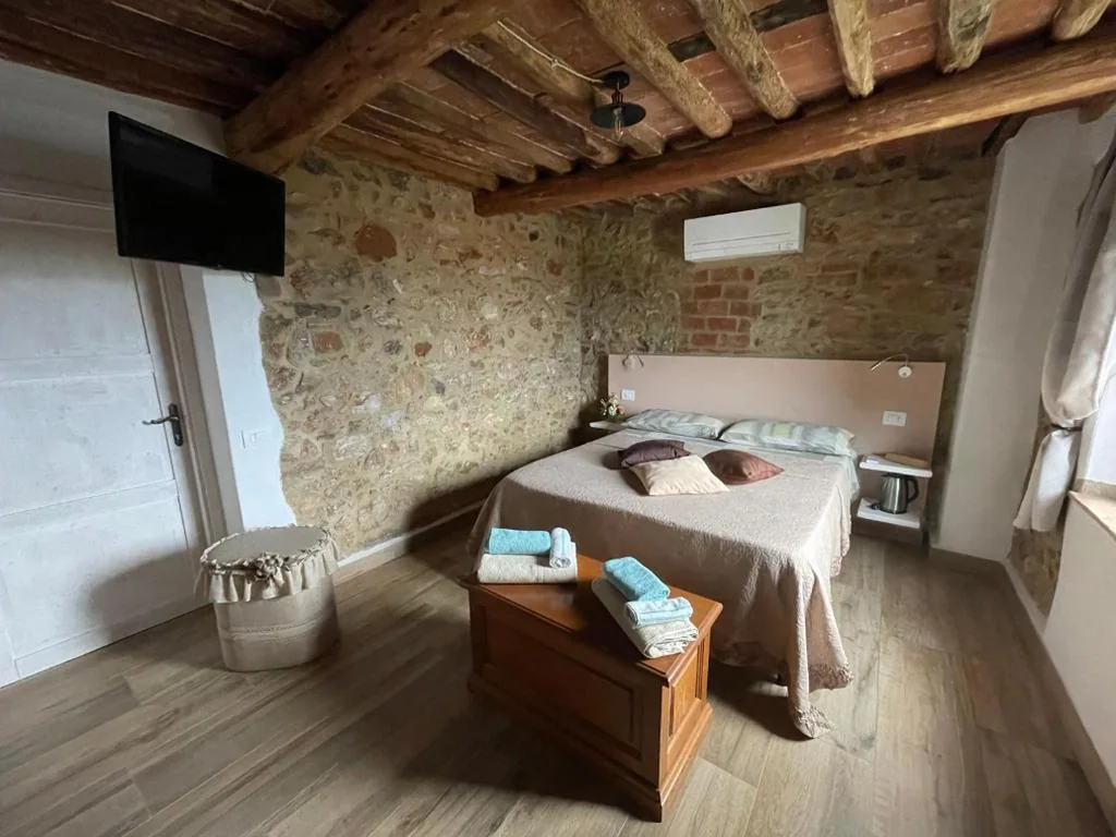 Camera Matrimoniale con Bagno Privato — B&B IL VOLO