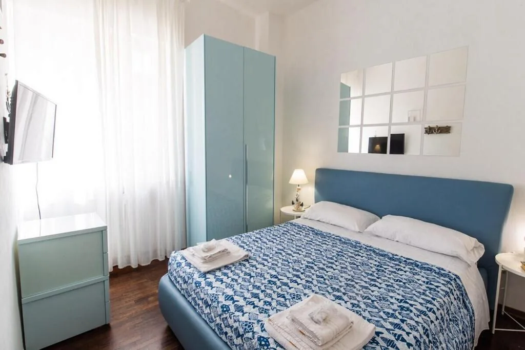 Camera Matrimoniale con Bagno Privato — Casa Fubis
