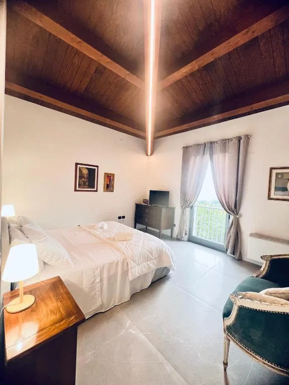 Double Room with Private Bathroom — Deltasol