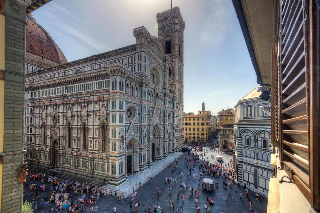 Double Room with External Private Bathroom — Flower Cathedral Firenze