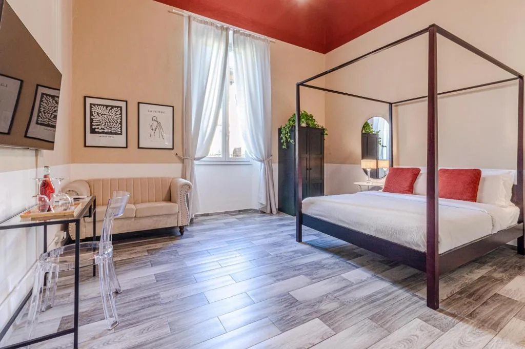 Double Room with External Private Bathroom — FLUX your stay