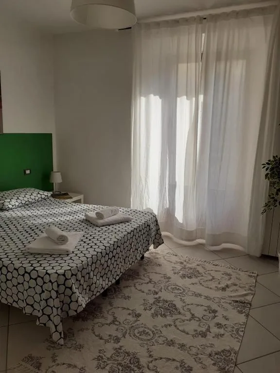 Double Room with External Private Bathroom — Simone’s Scala House