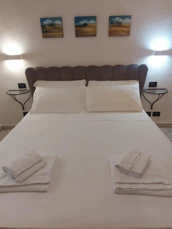 Camera Matrimoniale con Bagno Privato — Fashion Florence Rooms