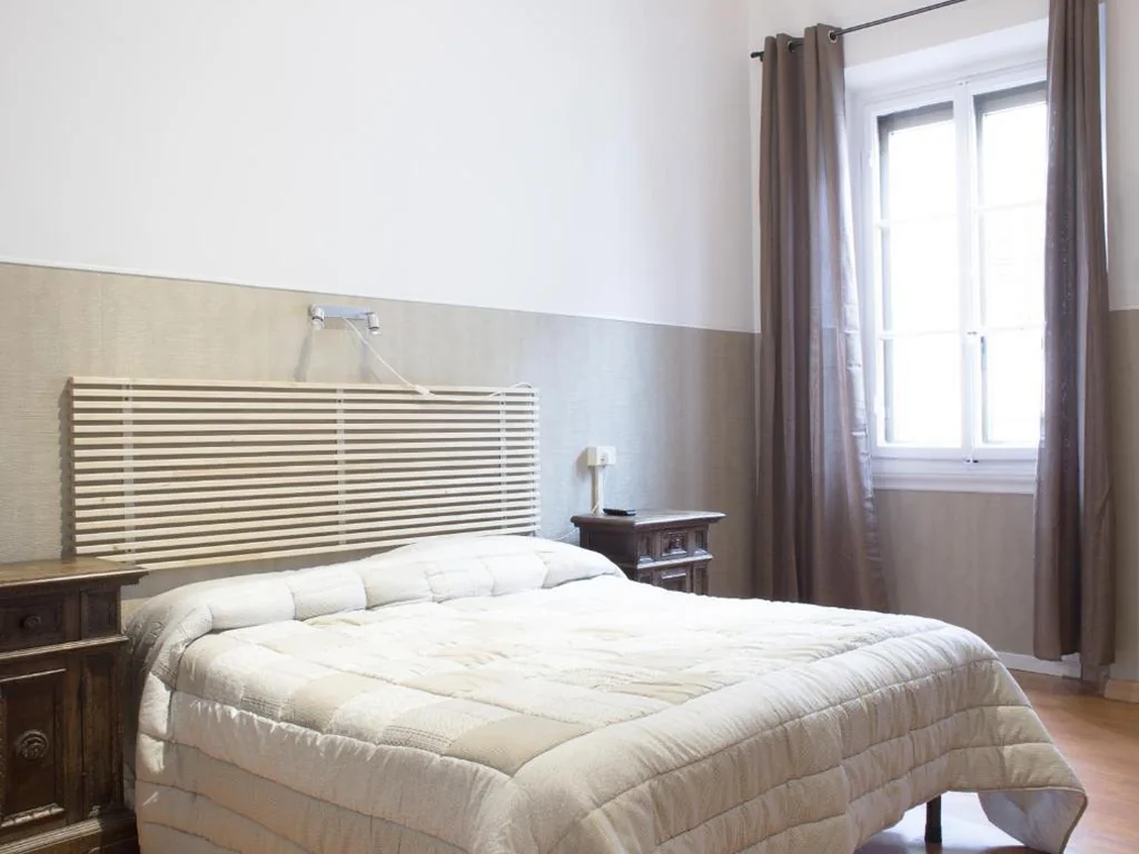 Double Room with Private Bathroom — Loggia Fiorentina