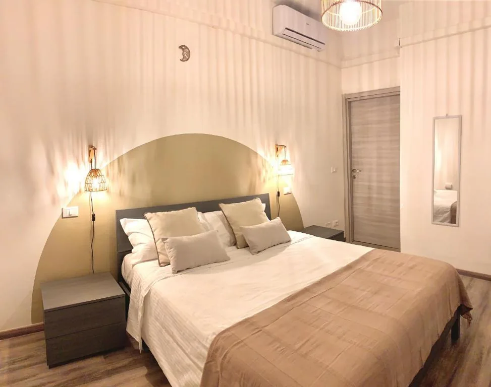 Double Room with Private Bathroom — Nice Place