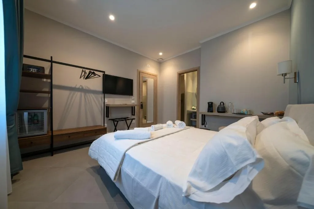 Double Room with Private Bathroom — Porto Ercole Guest House
