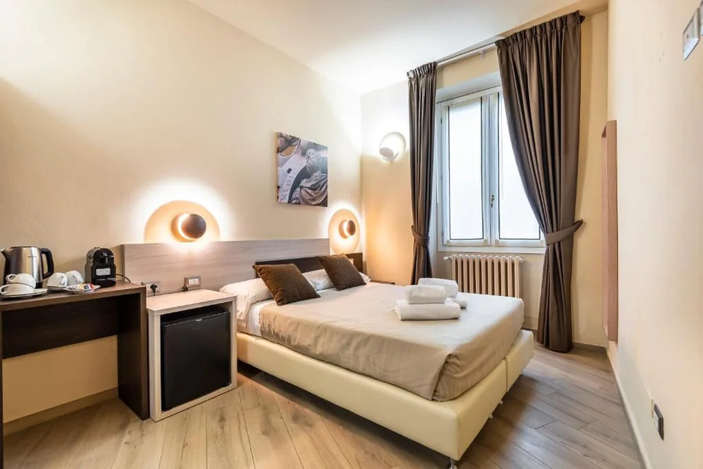 Double Room with Private Bathroom — Repubblica Suites By San Firenze Collection