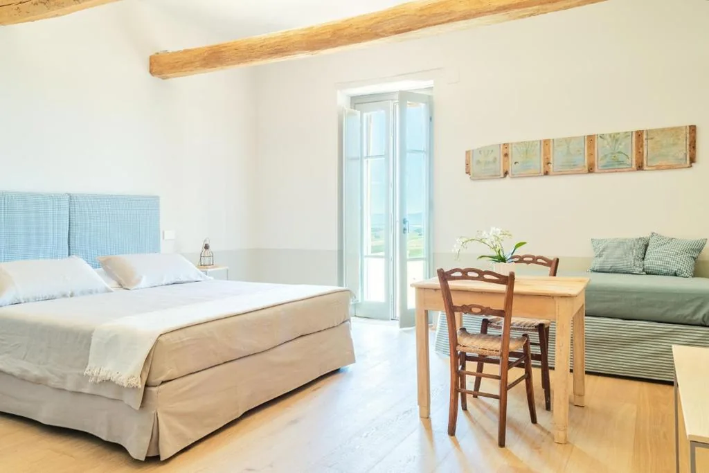 Camera Matrimoniale con Balcone — CUGUSI BnB