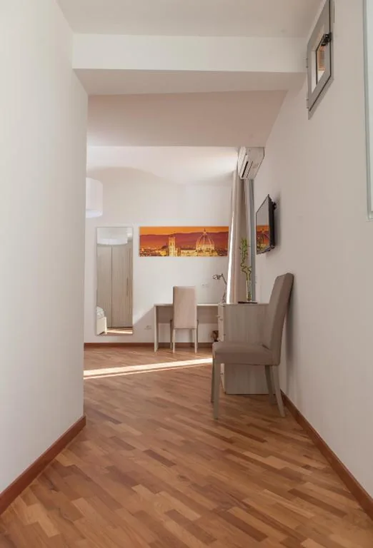 Camera Matrimoniale con Balcone — Le Tre Lune Suites