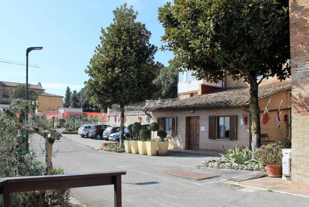 Camera Matrimoniale con Patio — Hotel Porta Romana – LuceHotels