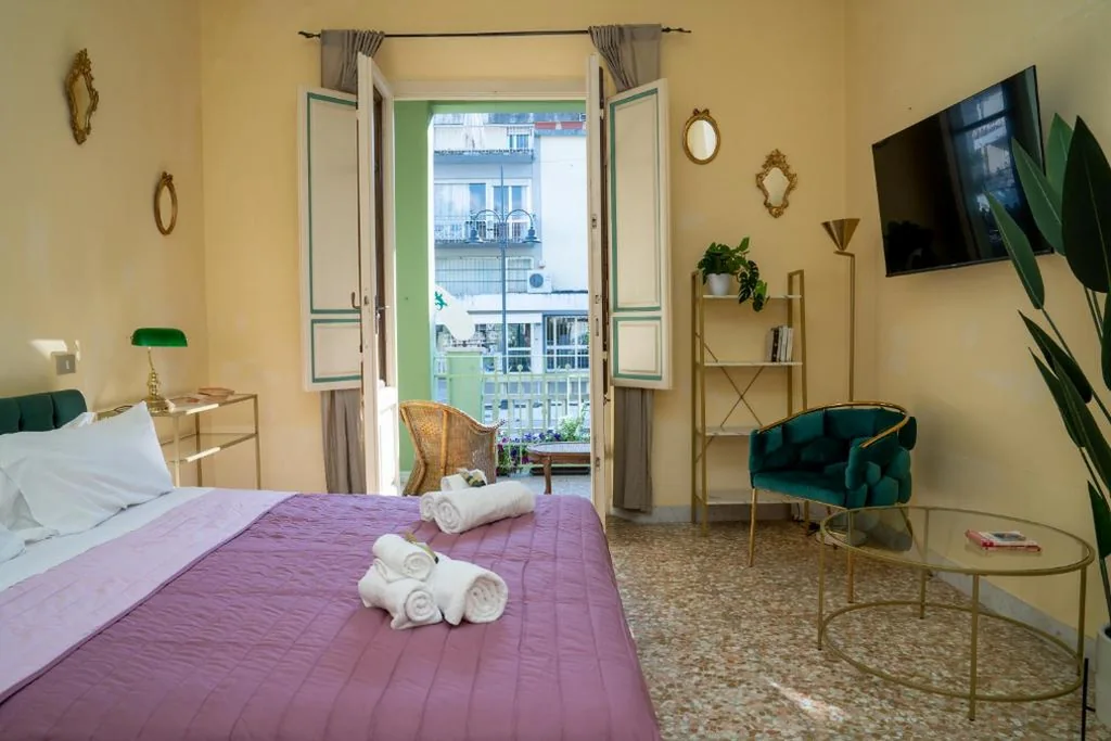 Camera Matrimoniale con Patio — La Locanda del Geco