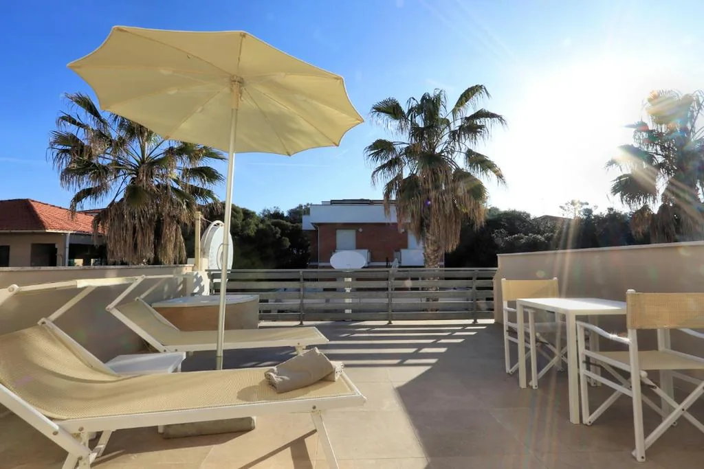 Camera Matrimoniale con Terrazza — Hotel Cecina Beach