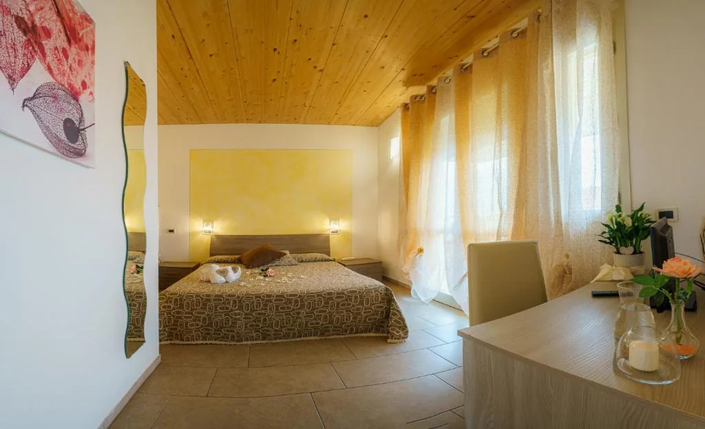 Double Room with Sea View — Albergo La Lampara