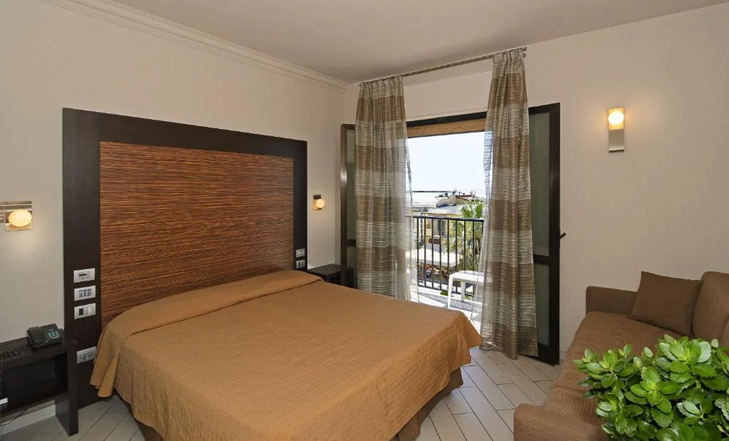 Double Room with Sea View — Hotel Eden
