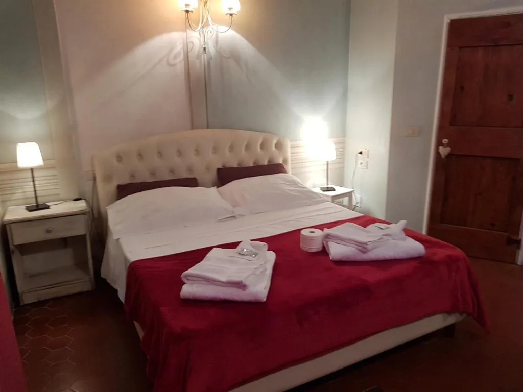 Camera Matrimoniale Deluxe — B&B i Rinascimenti