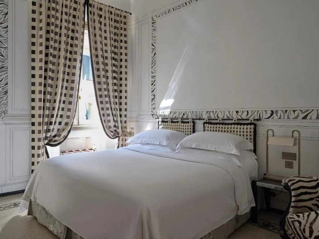 Camera Matrimoniale Deluxe — Casa Howard Firenze – Residenza d’Epoca