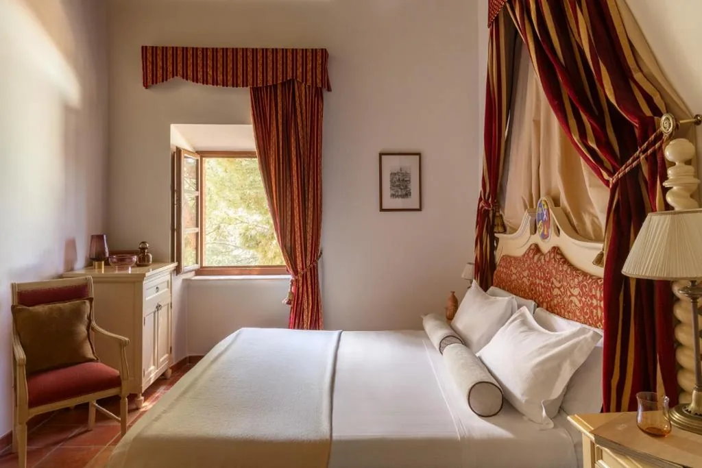 Deluxe Double Room — Castello di Leonina Relais – Adults Only