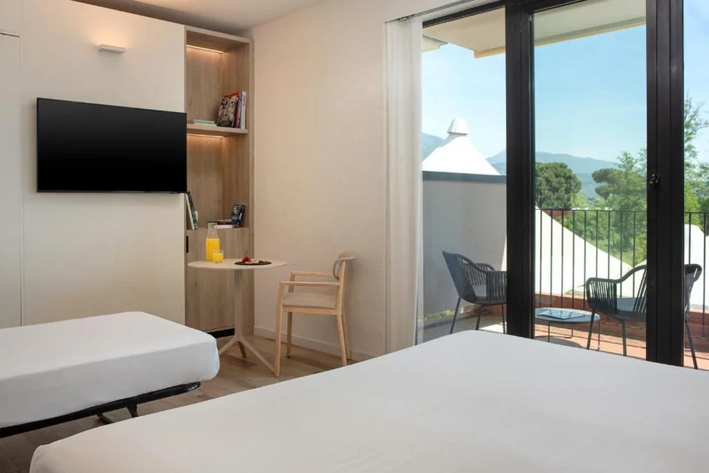 Deluxe Double Room with 1 Extra Bed — UNA Hotels Forte Dei Marmi