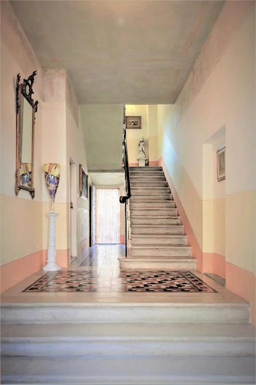 Camera Matrimoniale Deluxe con Balcone — Suite900-King Room with Living Area & Private Bath