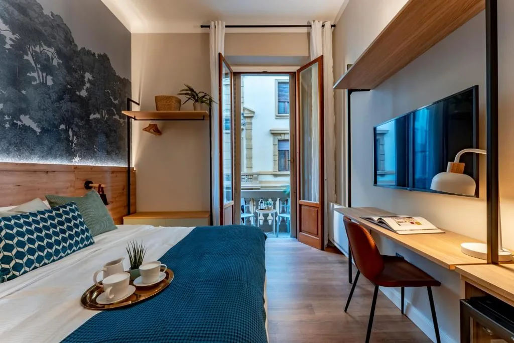 Deluxe Double Room with Balcony — Terra Artis Guest House