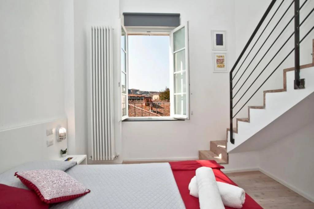 Deluxe Double Room with Shower — La Barriera di San Lorenzo – Dimora Storica