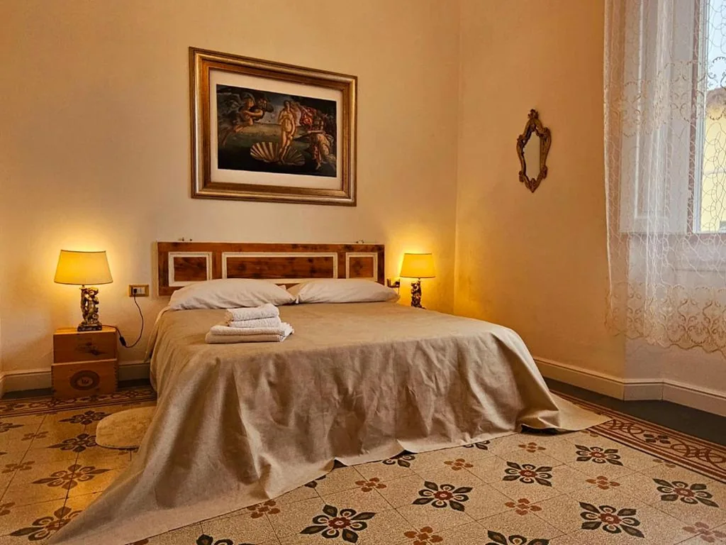 Camera Matrimoniale Deluxe con Doccia — Venere SuperCentral B&B