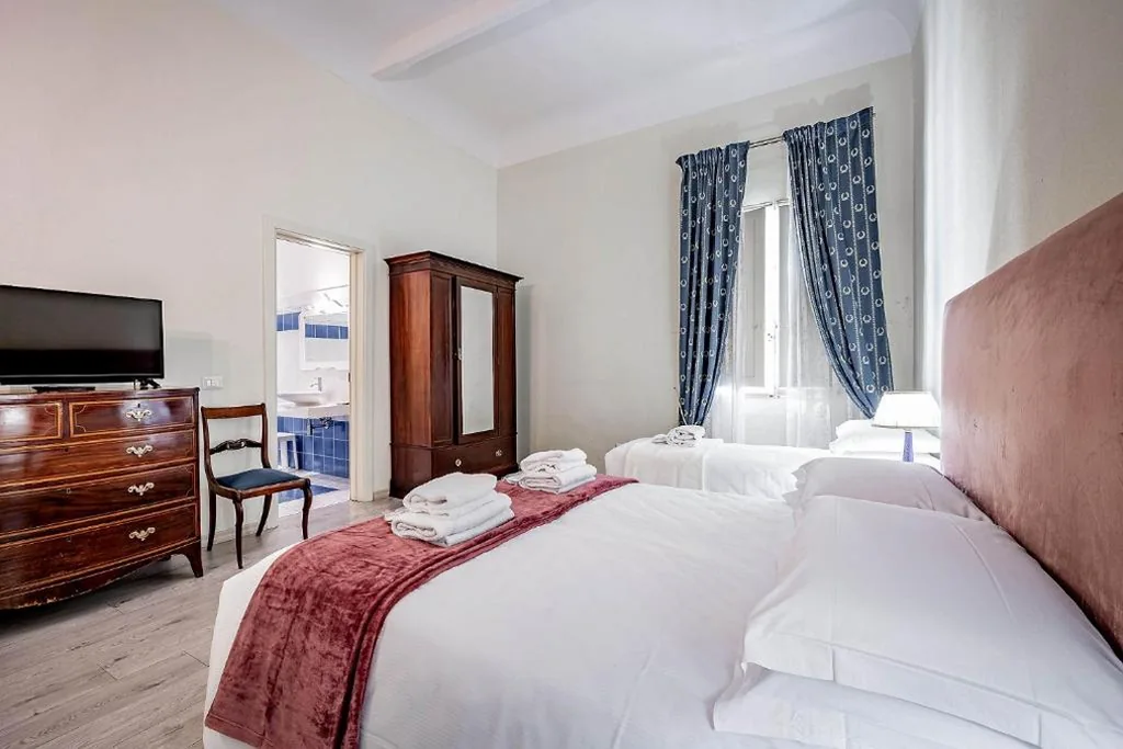Camera Matrimoniale Deluxe con Vasca da Bagno — Residenza d’Epoca Palazzo Riblet