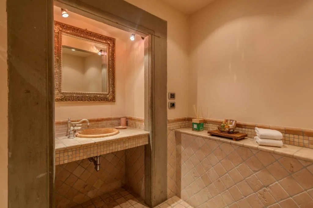 Deluxe Double Room with View — Residenza D’Epoca In Piazza della Signoria