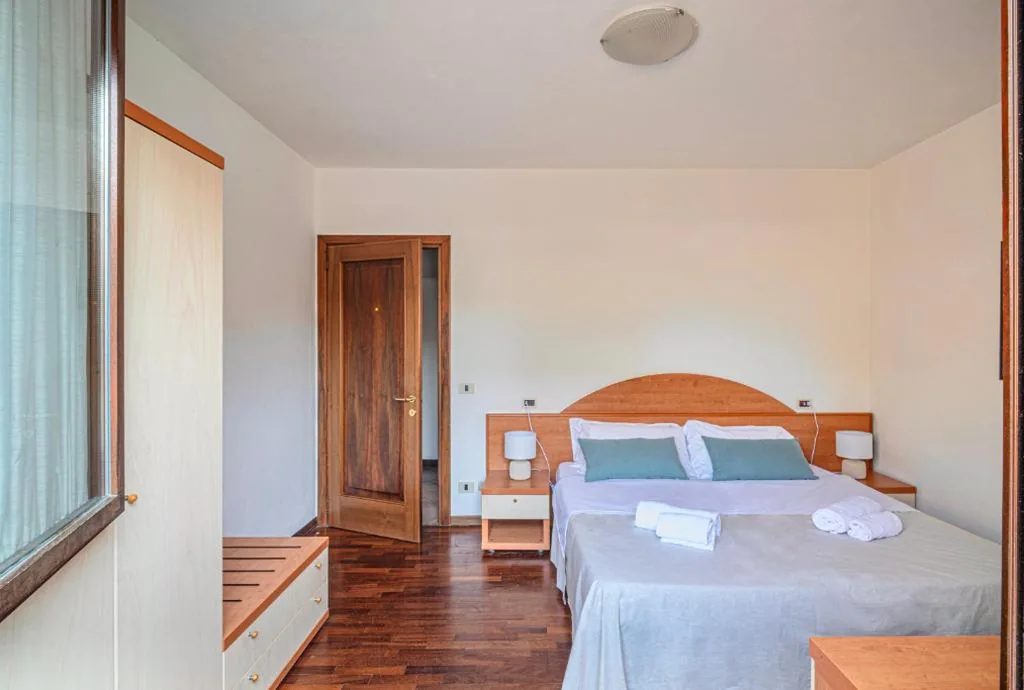 Camera Matrimoniale Deluxe — Giada Palace – Rooms & Pool