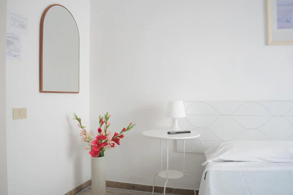 Deluxe Double Room — Hotel Cecile
