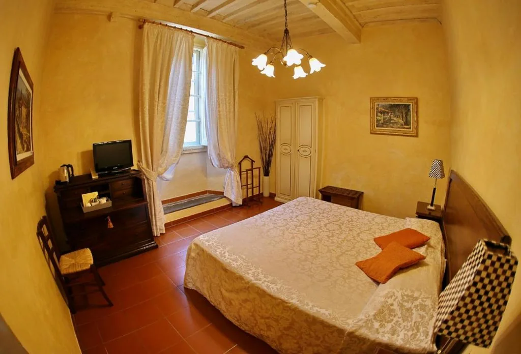 Camera Matrimoniale Deluxe — Hotel Italia Cortona