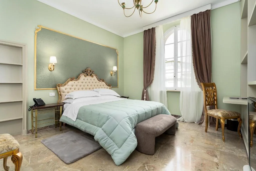 Deluxe Double Room — Hotel Villa L’Avvenire