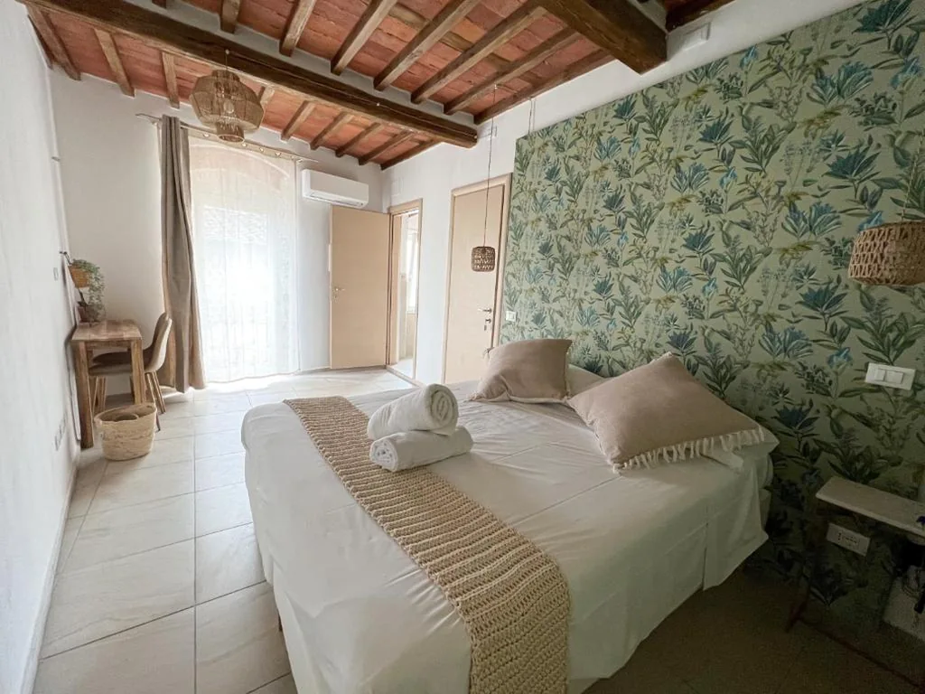 Camera Matrimoniale Deluxe — NEW! -Verderame Rooms & Suite in Lucca