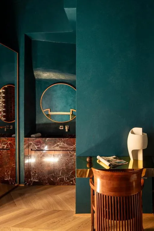 Deluxe Double Room — The Wheels Florence