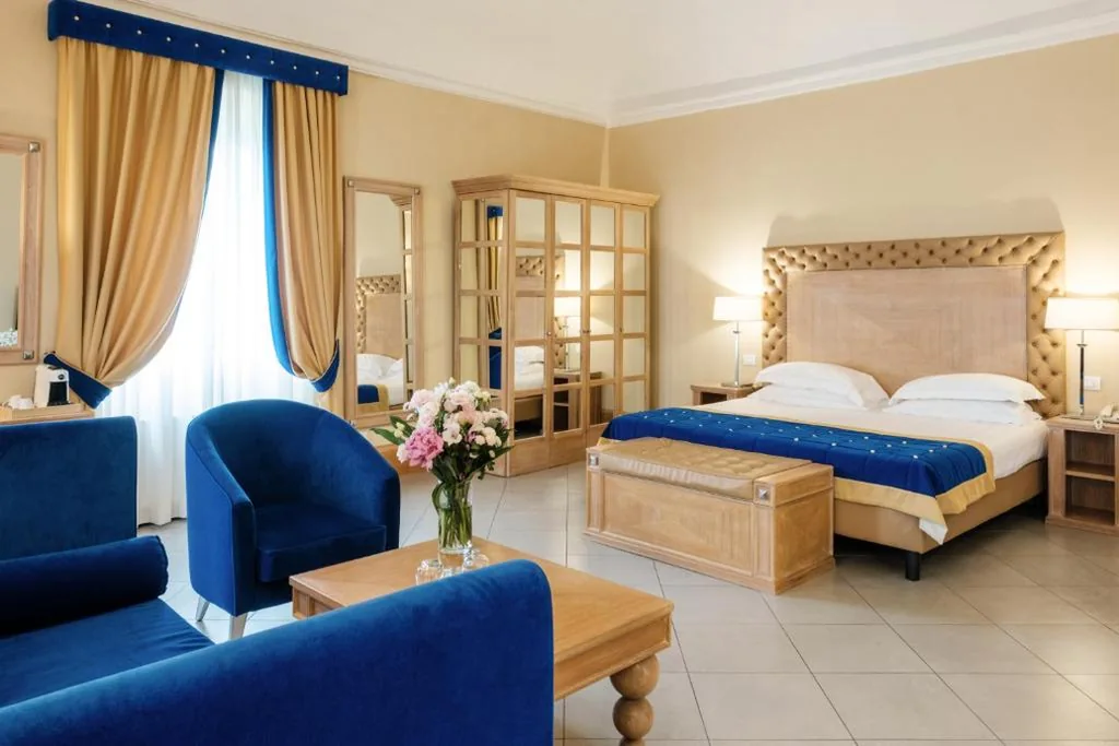 Deluxe Double Room — Villa Tolomei Hotel & Resort
