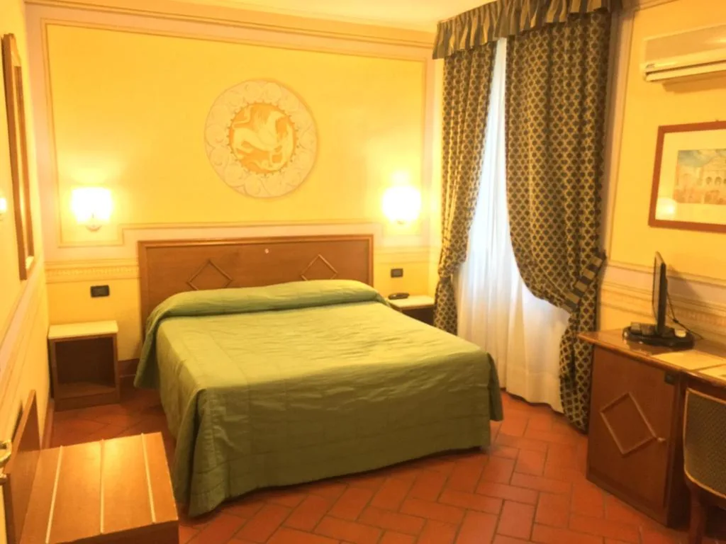Camera Matrimoniale - Dependance — Albergo San Martino & Depandance