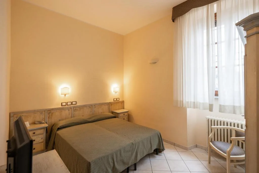 Double or Twin Room - Disability Access — Villa Santa Margherita – Albergo