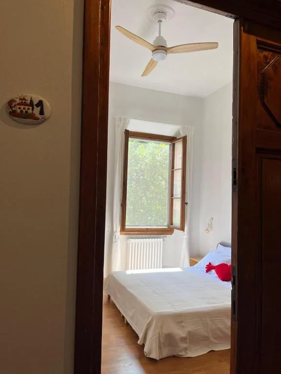 Camera Matrimoniale/Doppia con Letti Singoli con Bagno Privato — Affittacamere Medusa