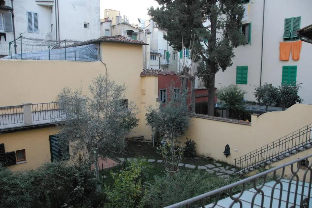 Camera Matrimoniale/Doppia con Letti Singoli con Balcone — Hotel Margaret