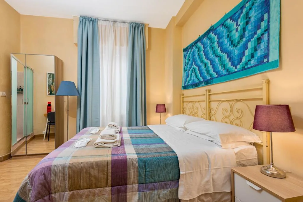 Camera Matrimoniale/Doppia con Letti Singoli con Bagno Privato Esterno — Hotel Por Santa Maria