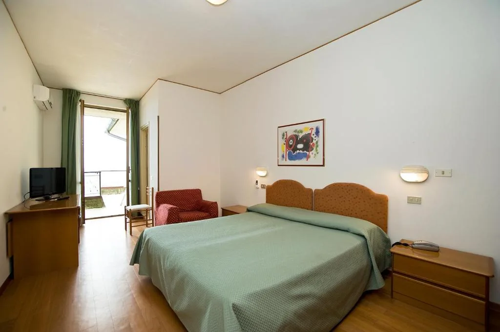 Double or Twin Room with Balcony — Hotel Villa Ricci & Benessere
