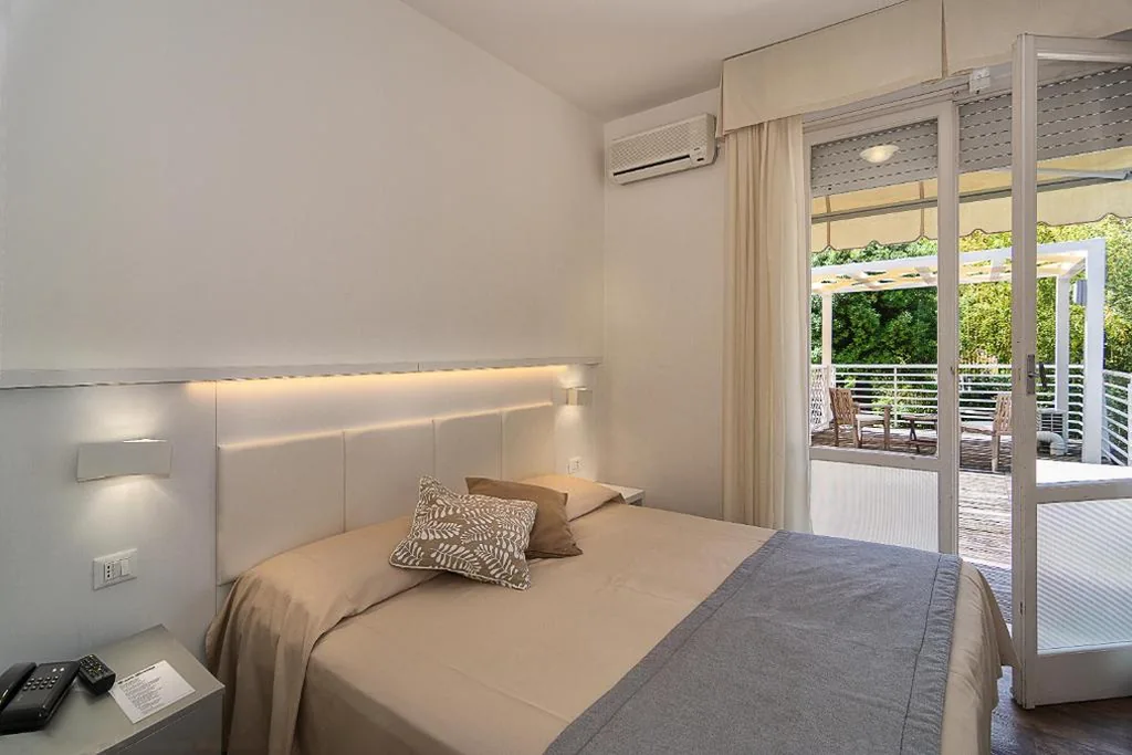 Camera Matrimoniale/Doppia con Letti Singoli con Terrazza — Hotel Hermitage