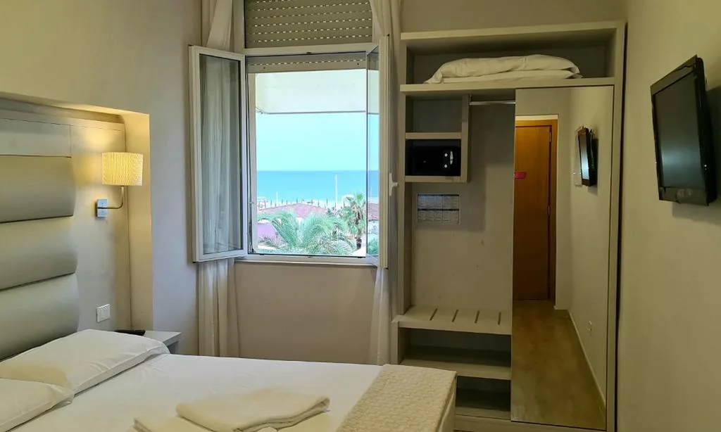 Double or Twin Room with Sea View — Hotel Biagi & Residence