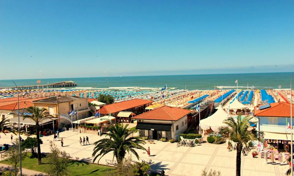 Camera Matrimoniale/Doppia con Letti Singoli con Vista Mare — Hotel Giulia