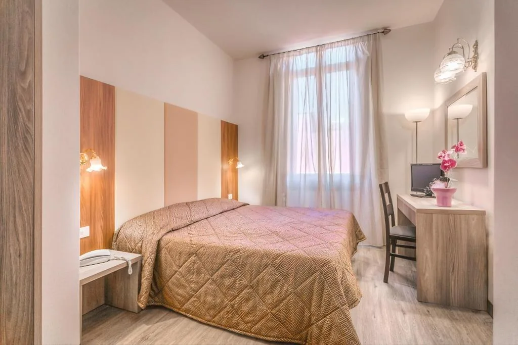 Double or Twin Room — Hotel Arno Bellariva