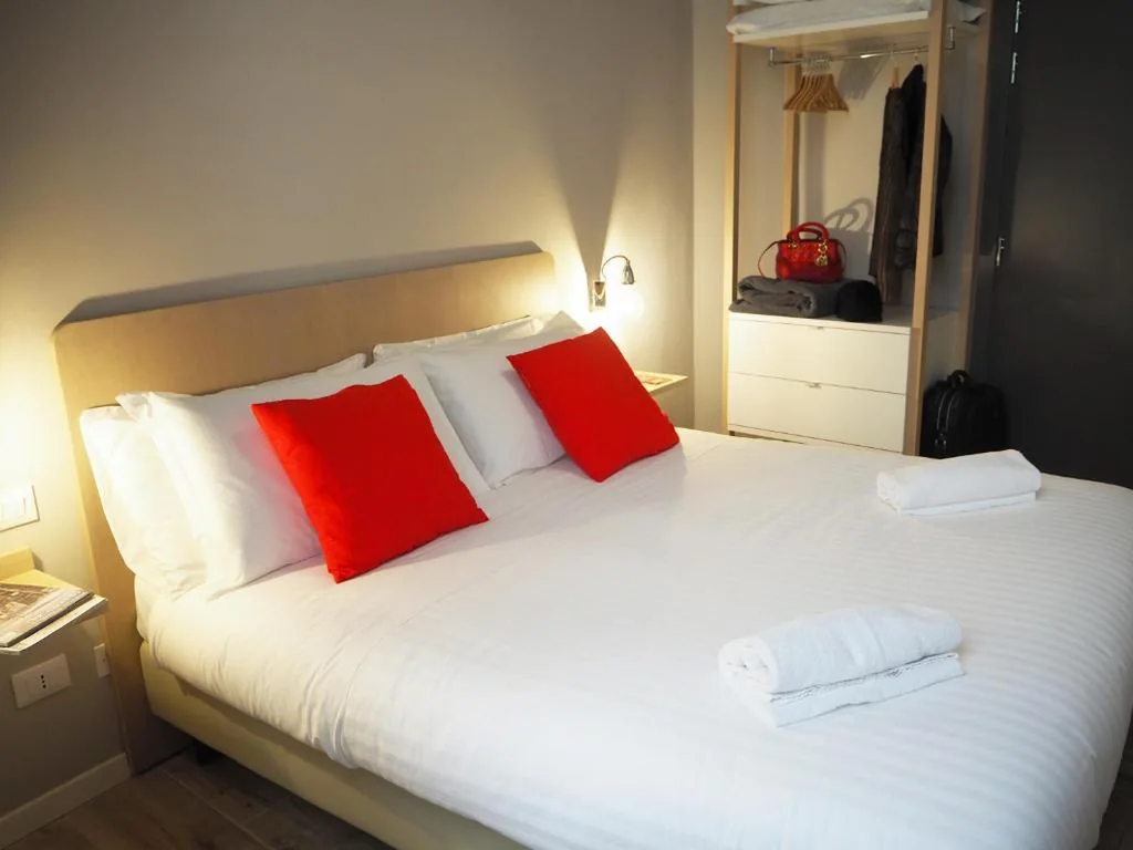 Double or Twin Room — Hotel Centro