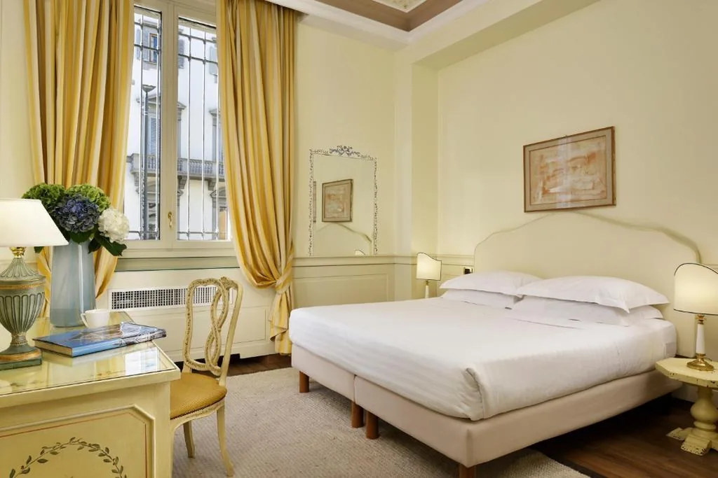 Camera Matrimoniale/Doppia con Letti Singoli — Hotel Kraft