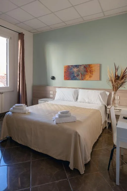 Camera Matrimoniale/Doppia con Letti Singoli — Hotel Nazionale