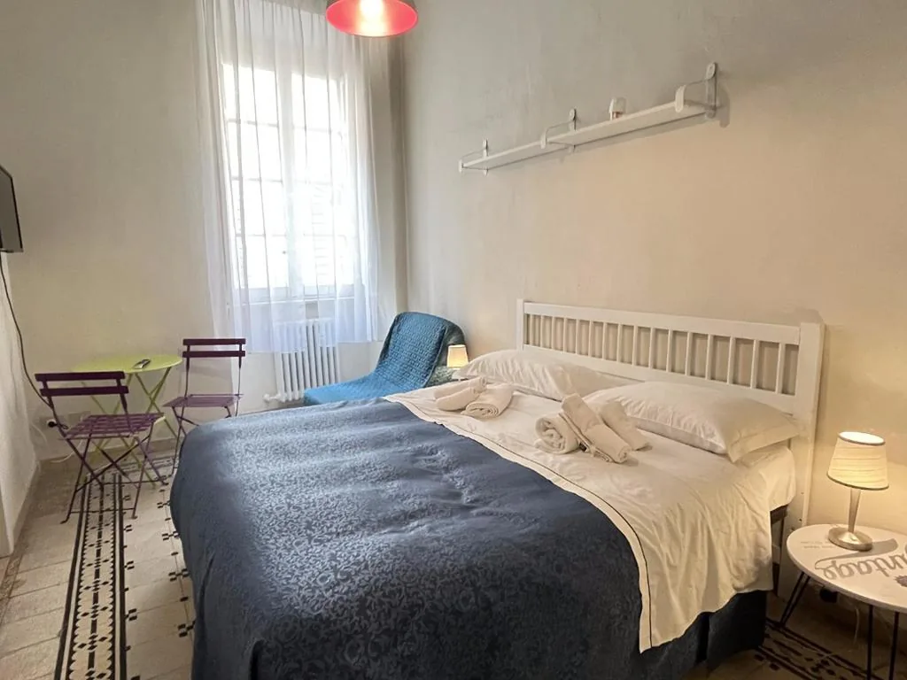 Double or Twin Room — Le Violette
