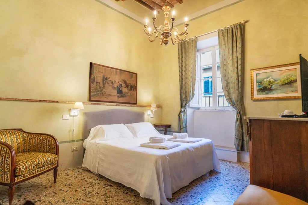 Double or Twin Room — Palazzo Mosela Alla Porta